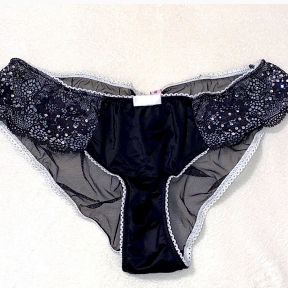 Victoria's Secret Vintage Sexy little Things Rhinestone Crystal Keyhole PantyNWT - Picture 4 of 16